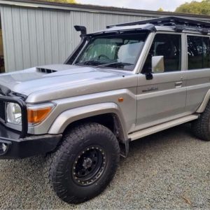 LandCruiser 76 Series Visor
