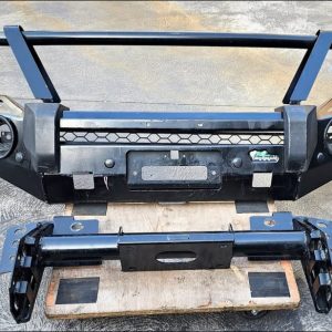 MITSUBISHI TRITON IRONMAN BULLBAR