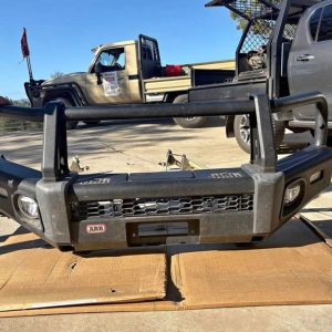 ARB Bull Bar Hilux SR SR5