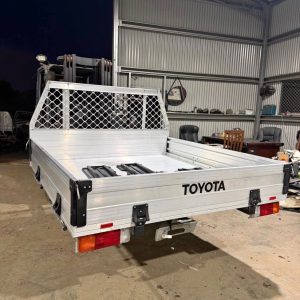 Genuine TOYOTA Dual Cab Tray