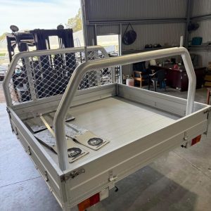 Tiger Dual Cab Aluminium Tray with Ladder Rack | 1800 x 1800mm