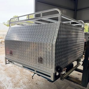 MW Dual Cab Aluminium Canopy