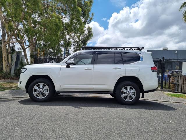 platform vs basket roof rack